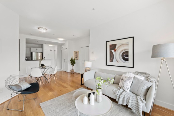 Photo 3 at 320 - 6328 Larkin Drive, University VW, Vancouver West