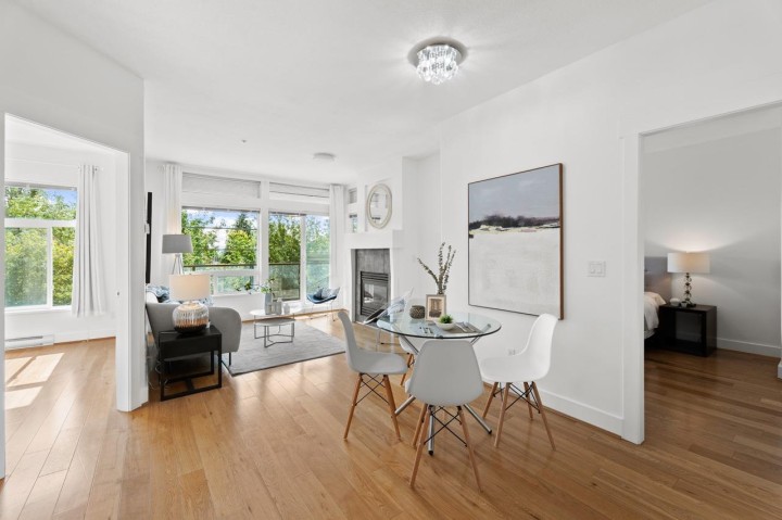 Photo 1 at 320 - 6328 Larkin Drive, University VW, Vancouver West