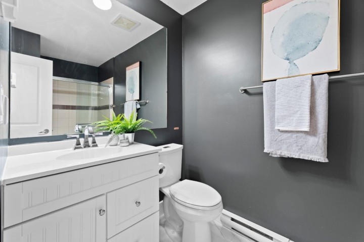 Photo 11 at 320 - 6328 Larkin Drive, University VW, Vancouver West