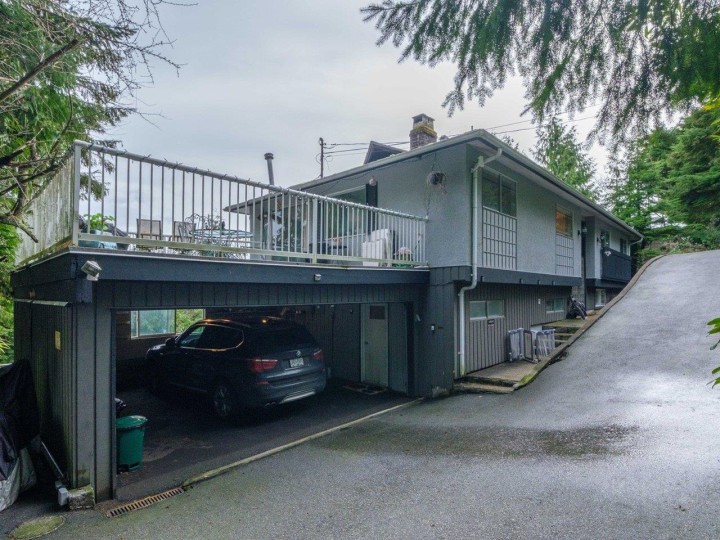 Photo 13 at 530 St. Andrews Road, Glenmore, West Vancouver