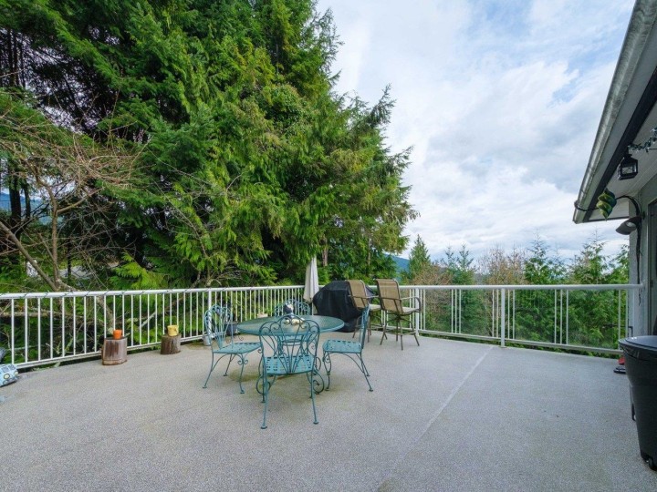 Photo 26 at 530 St. Andrews Road, Glenmore, West Vancouver