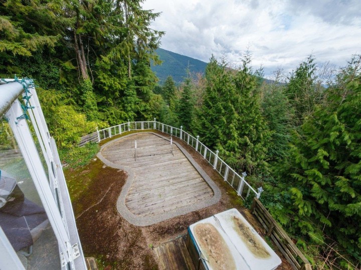 Photo 31 at 530 St. Andrews Road, Glenmore, West Vancouver