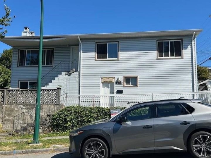 Photo 22 at 7592 Fraser Street, South Vancouver, Vancouver East