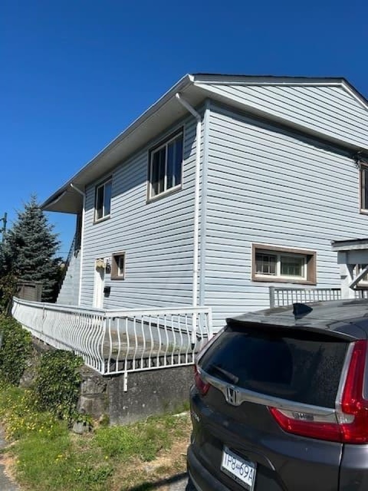 Photo 19 at 7592 Fraser Street, South Vancouver, Vancouver East