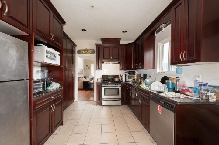 Photo 6 at 2870 Mcgill Street, Hastings Sunrise, Vancouver East