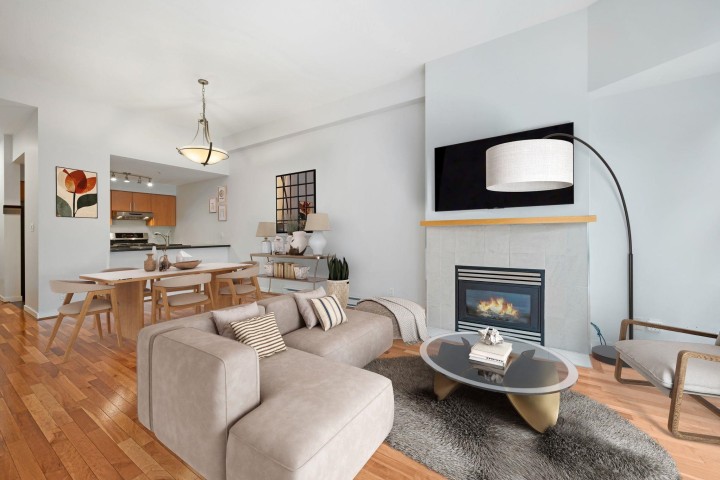 Photo 6 at 133 Aquarius Mews, Yaletown, Vancouver West