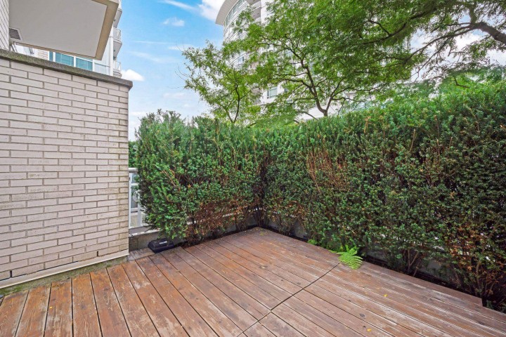 Photo 24 at 133 Aquarius Mews, Yaletown, Vancouver West