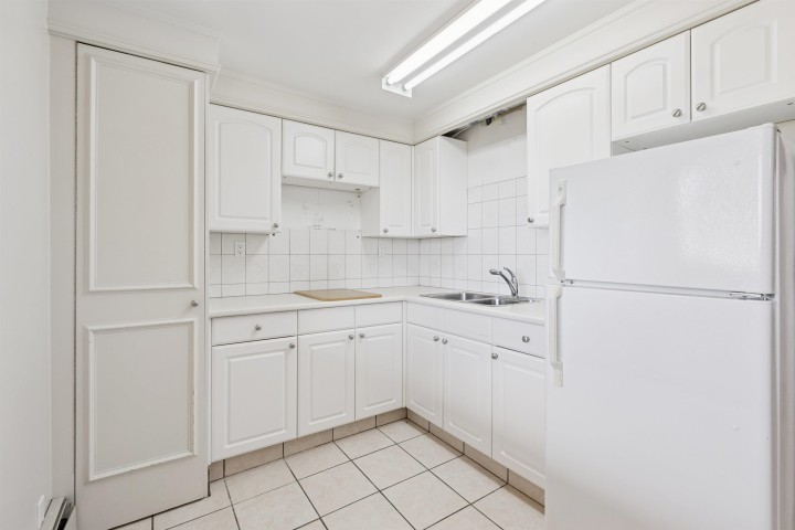 Photo 34 at 2545 Palmerston Avenue, Queens, West Vancouver