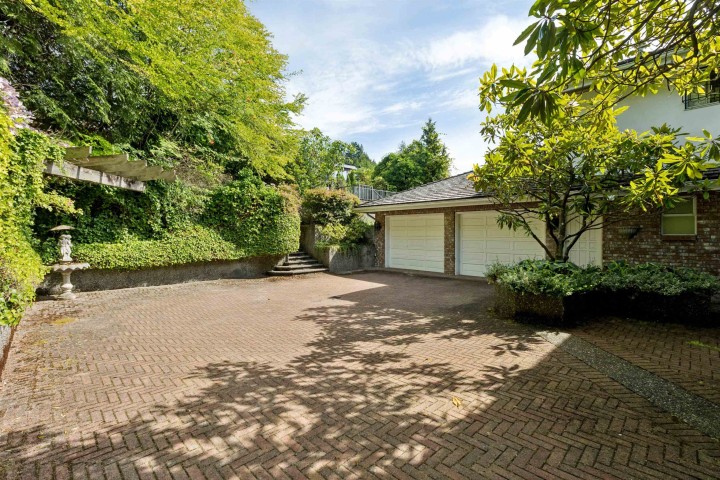 Photo 38 at 2545 Palmerston Avenue, Queens, West Vancouver