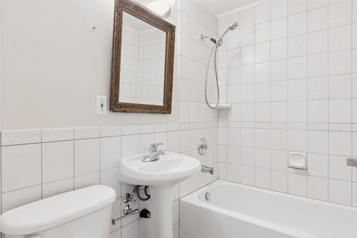 Photo 35 at 2545 Palmerston Avenue, Queens, West Vancouver