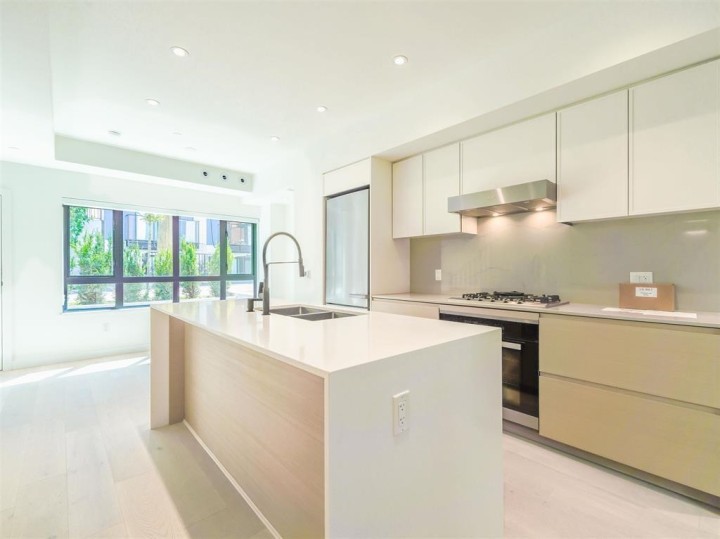 Photo 4 at 51 - 550 W 28th Avenue, Cambie, Vancouver West