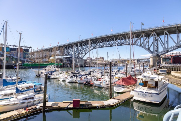 Photo 34 at 301 - 638 Beach Crescent, Yaletown, Vancouver West