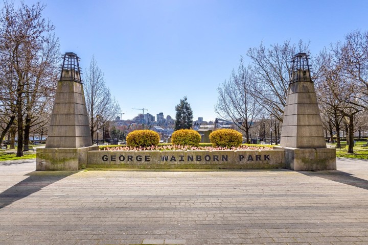 Photo 37 at 301 - 638 Beach Crescent, Yaletown, Vancouver West