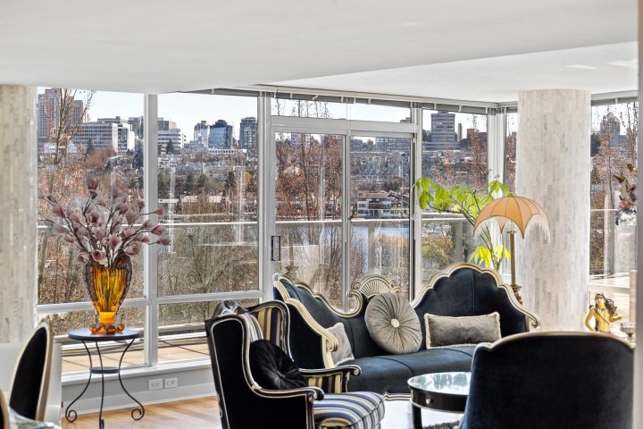 Photo 8 at 301 - 638 Beach Crescent, Yaletown, Vancouver West