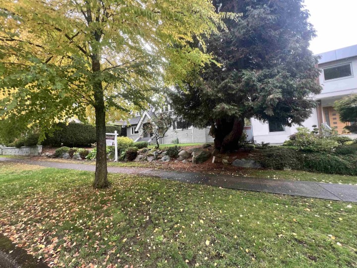 Photo 5 at 5870 Cartier Street, South Granville, Vancouver West