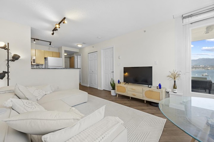 Photo 4 at 1601 - 1420 W Georgia Street, West End VW, Vancouver West