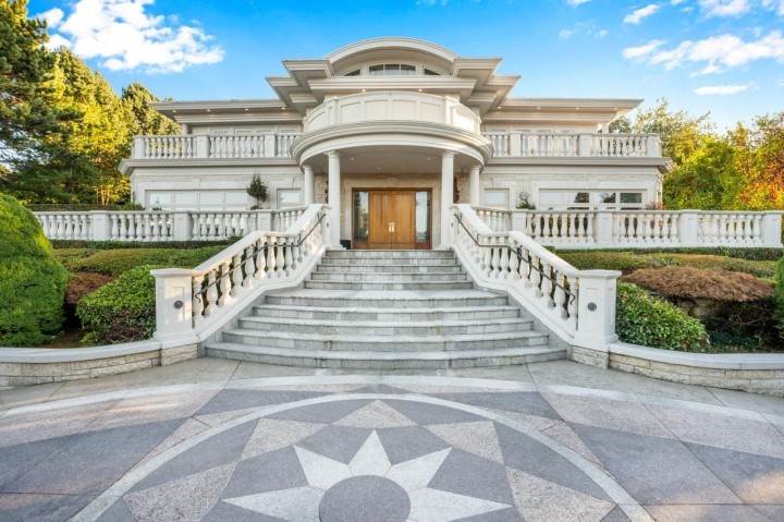 Photo 2 at 4788 Belmont Avenue, Point Grey, Vancouver West