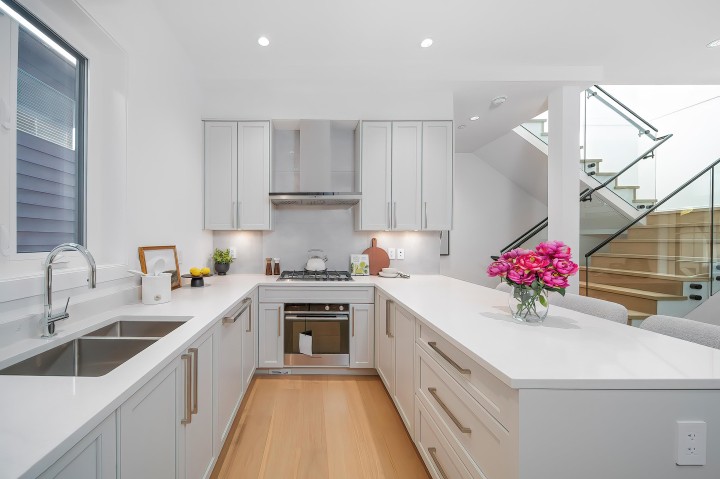 Photo 9 at 5836 Highbury Street, Southlands, Vancouver West