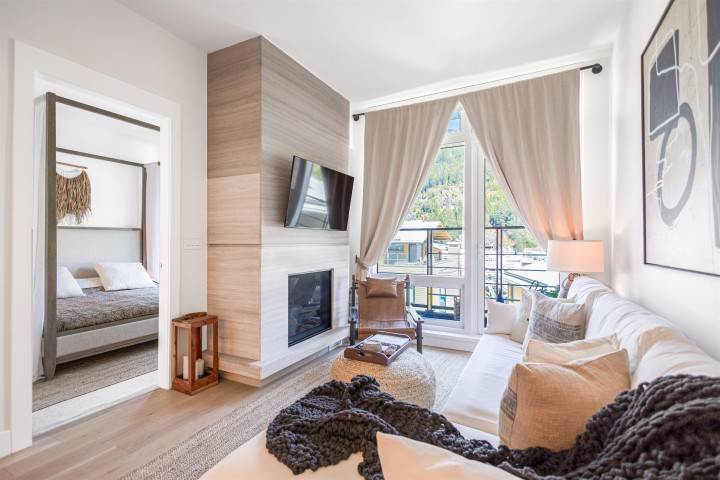 Photo 1 at 408 - 6687 Nelson Avenue, Horseshoe Bay WV, West Vancouver