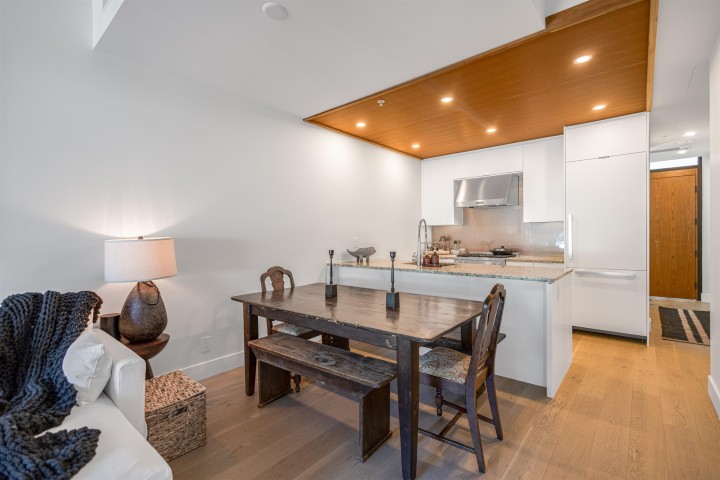 Photo 5 at 408 - 6687 Nelson Avenue, Horseshoe Bay WV, West Vancouver