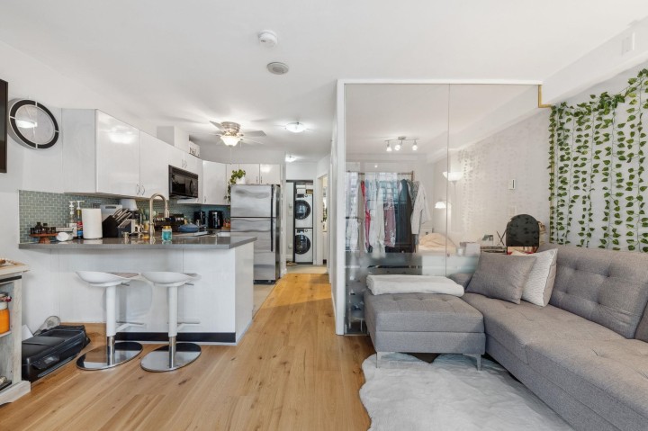 Photo 13 at 801 - 939 Homer Street, Yaletown, Vancouver West