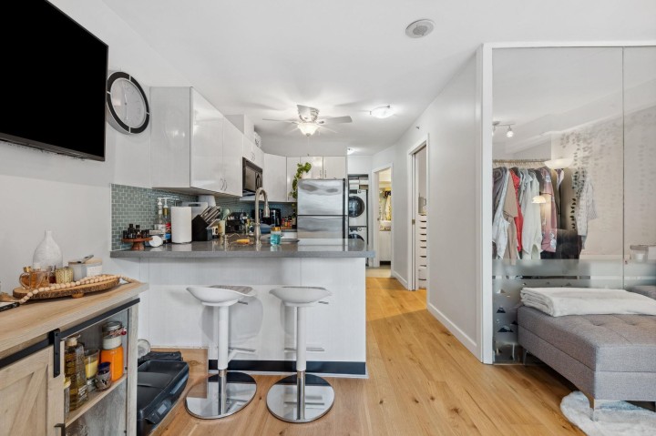 Photo 17 at 801 - 939 Homer Street, Yaletown, Vancouver West