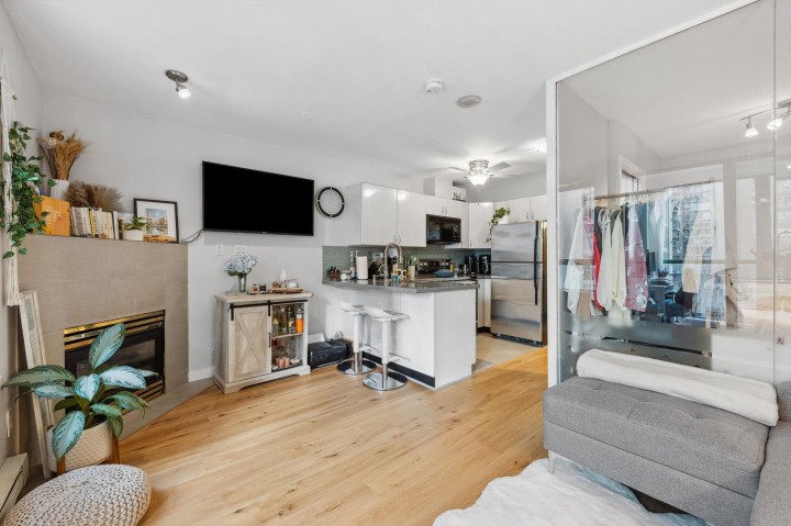 Photo 16 at 801 - 939 Homer Street, Yaletown, Vancouver West