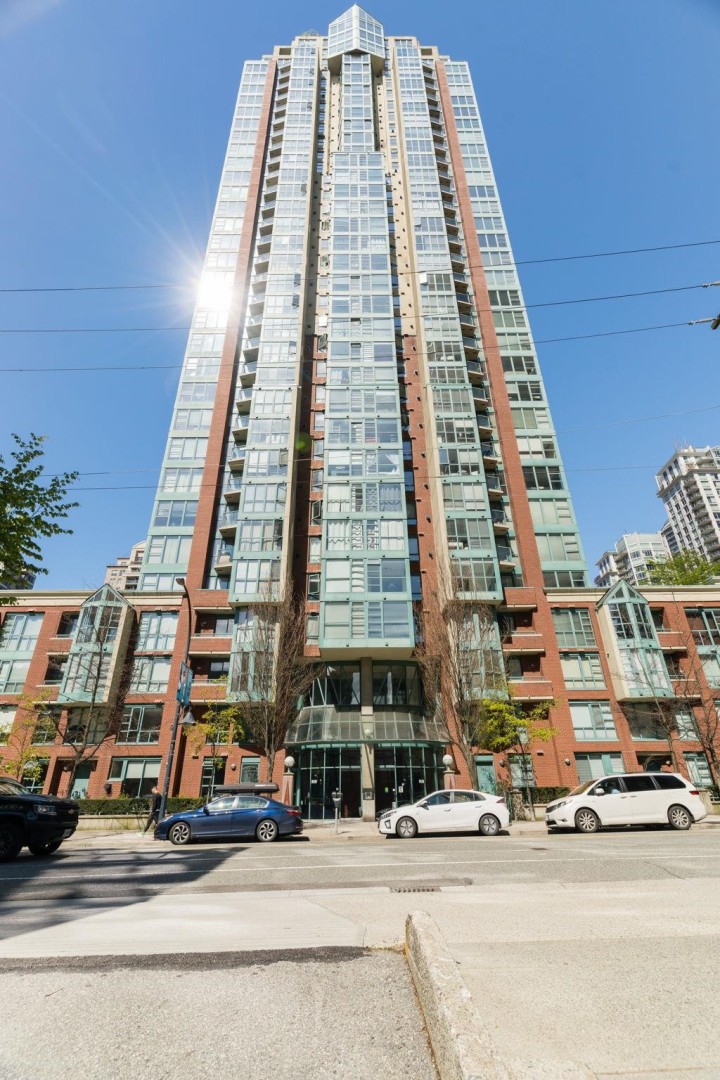 Photo 3 at 801 - 939 Homer Street, Yaletown, Vancouver West
