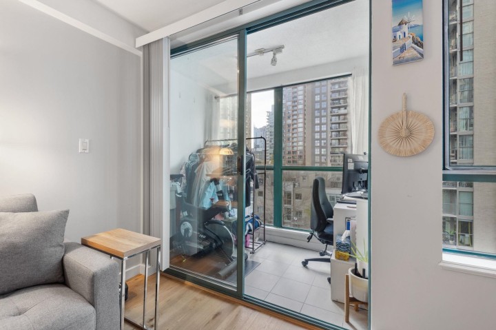 Photo 24 at 801 - 939 Homer Street, Yaletown, Vancouver West