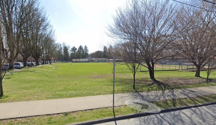 Photo 18 at 2529 W 41st Avenue, Kerrisdale, Vancouver West