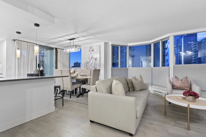 Photo 1 at 301 - 789 Jervis Street, West End VW, Vancouver West