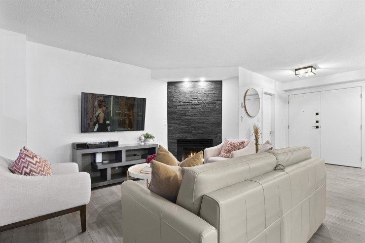 Photo 20 at 301 - 789 Jervis Street, West End VW, Vancouver West