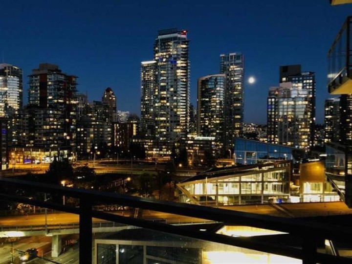 Photo 1 at 1202 - 1455 Howe, Yaletown, Vancouver West