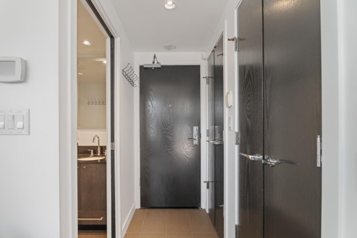 Photo 8 at 1202 - 1455 Howe, Yaletown, Vancouver West