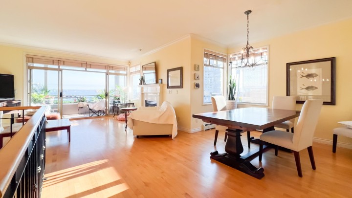 Photo 13 at 2352 Marine Drive, Dundarave, West Vancouver