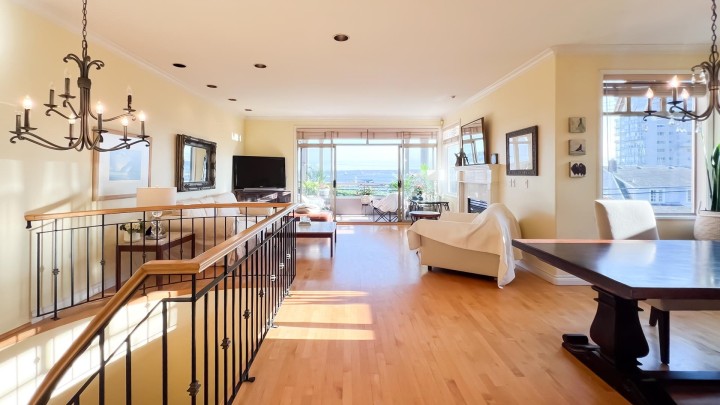 Photo 5 at 2352 Marine Drive, Dundarave, West Vancouver