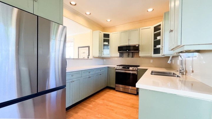 Photo 15 at 2352 Marine Drive, Dundarave, West Vancouver