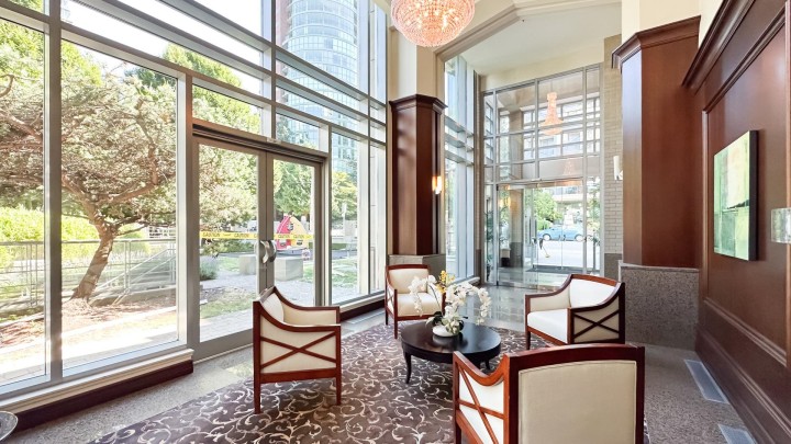 Photo 5 at 401 - 1925 Alberni Street, West End VW, Vancouver West