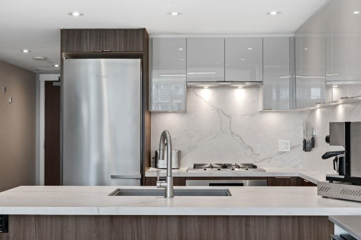 Photo 16 at 1503 - 110 Switchmen Street, Mount Pleasant VE, Vancouver East