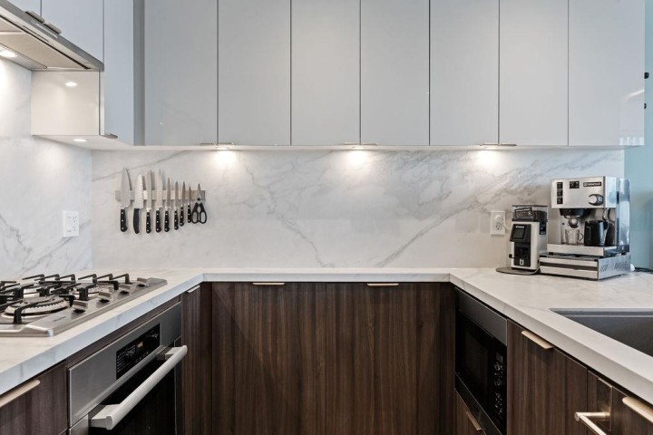 Photo 19 at 1503 - 110 Switchmen Street, Mount Pleasant VE, Vancouver East