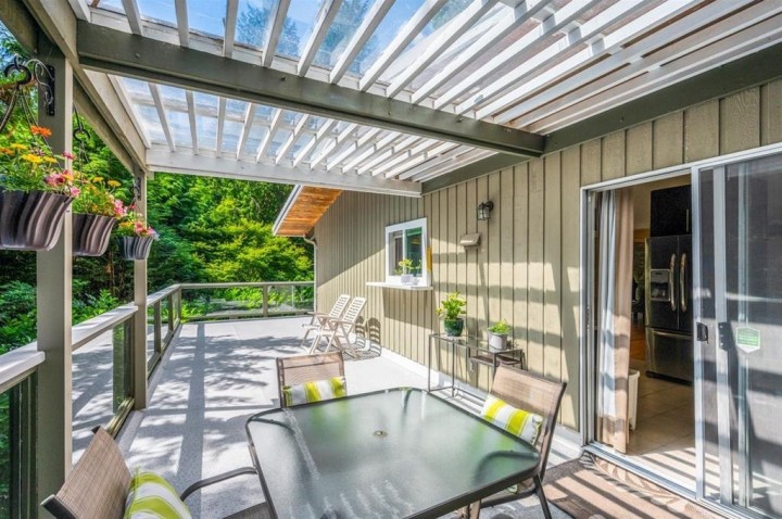 Photo 2 at 2120 28th Street, Queens, West Vancouver