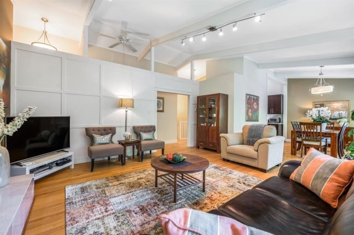 Photo 4 at 2120 28th Street, Queens, West Vancouver