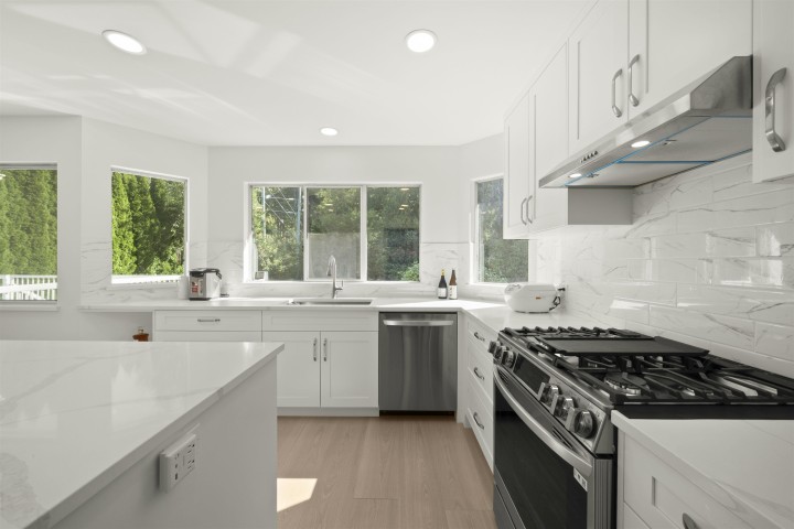 Photo 4 at 5399 Westhaven Wynd, Eagle Harbour, West Vancouver