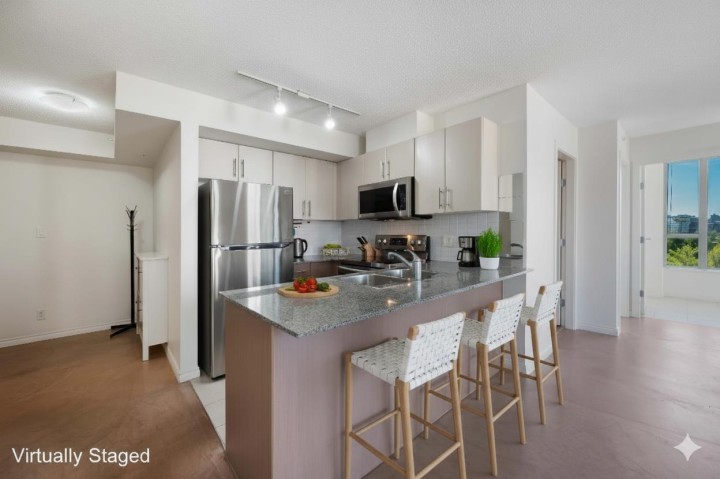 Photo 2 at 802 - 550 Taylor Street, Downtown VW, Vancouver West