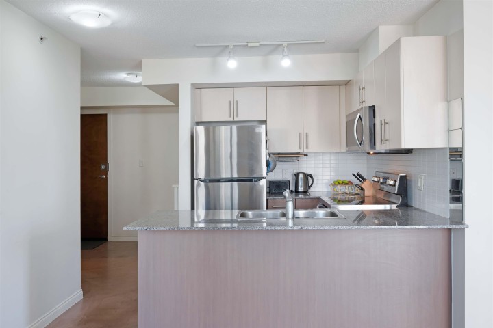 Photo 5 at 802 - 550 Taylor Street, Downtown VW, Vancouver West