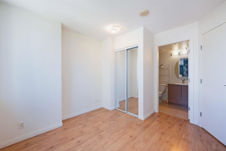 Photo 8 at 802 - 550 Taylor Street, Downtown VW, Vancouver West