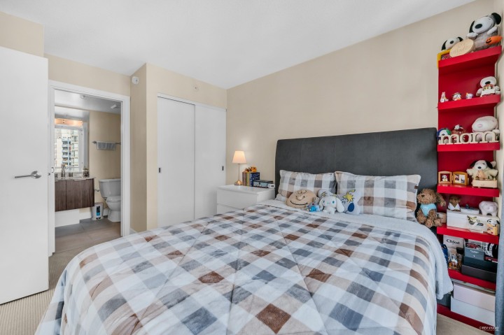 Photo 17 at 1506 - 1088 Richards Street, Yaletown, Vancouver West