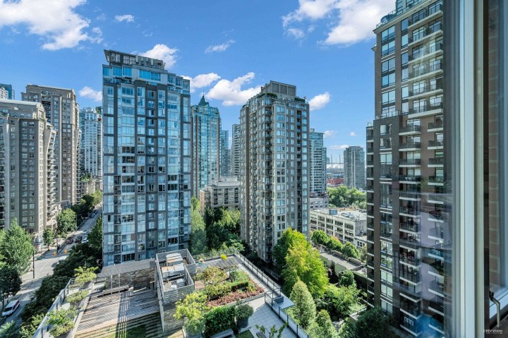 Photo 26 at 1506 - 1088 Richards Street, Yaletown, Vancouver West