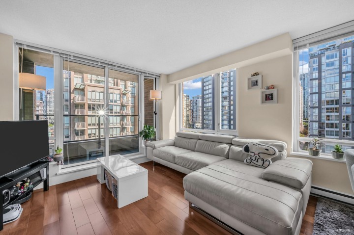 Photo 5 at 1506 - 1088 Richards Street, Yaletown, Vancouver West