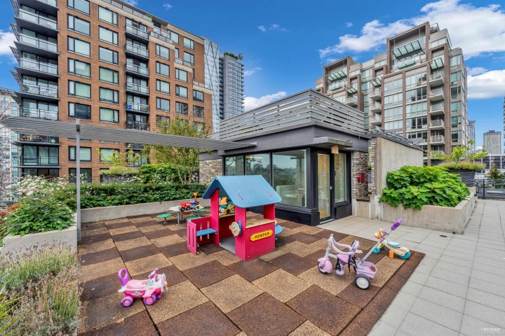 Photo 33 at 1506 - 1088 Richards Street, Yaletown, Vancouver West